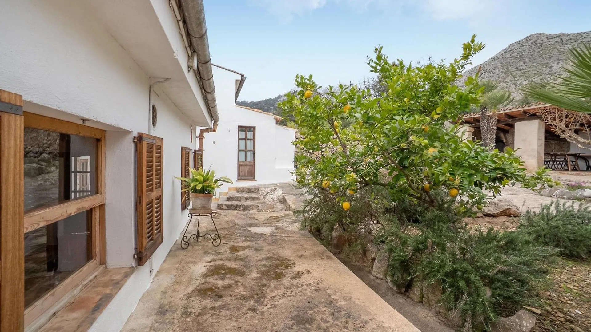 Colonya Gran Villa Pollença 0*,